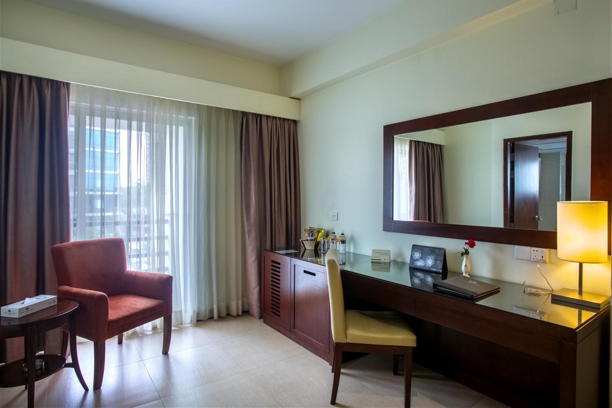 Hotel Grand Park Barishal Экстерьер фото
