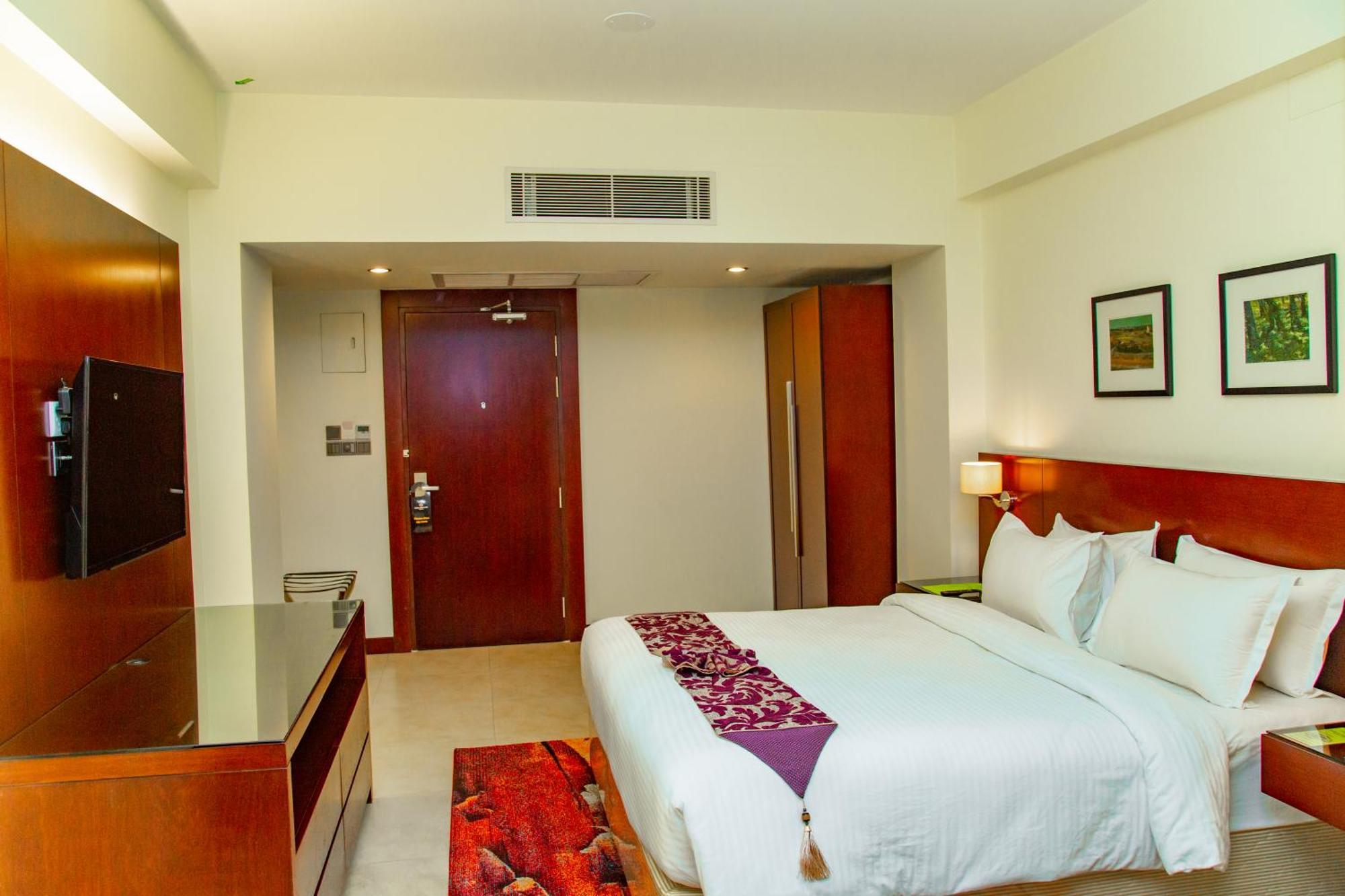 Hotel Grand Park Barishal Экстерьер фото