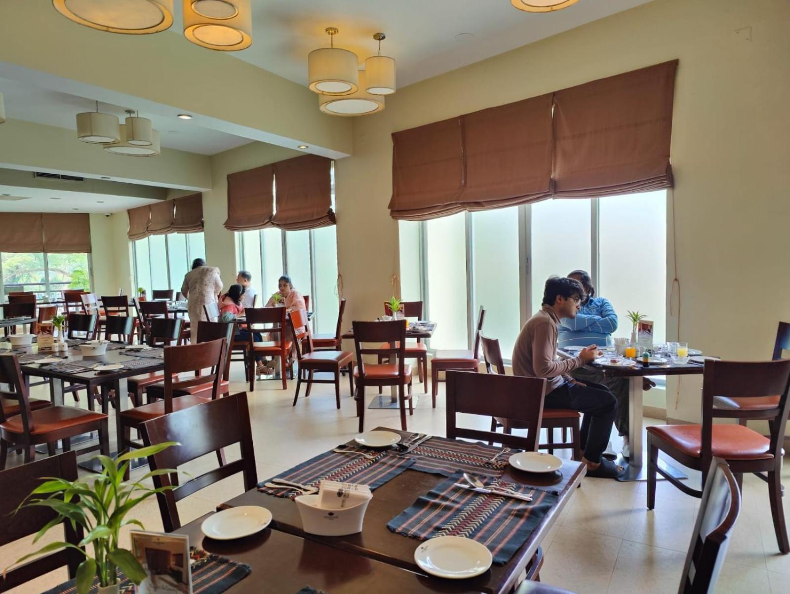Hotel Grand Park Barishal Экстерьер фото