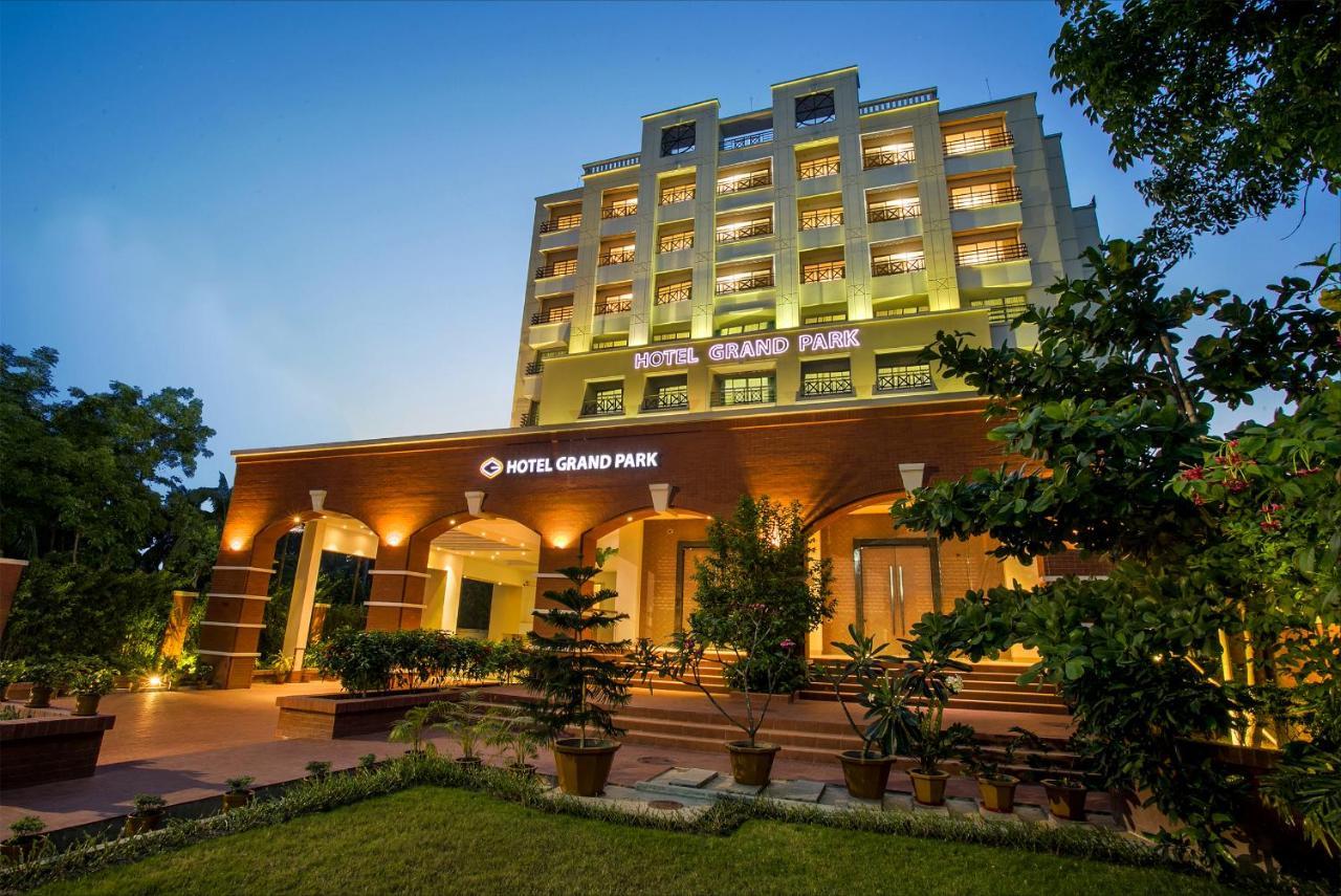Hotel Grand Park Barishal Экстерьер фото